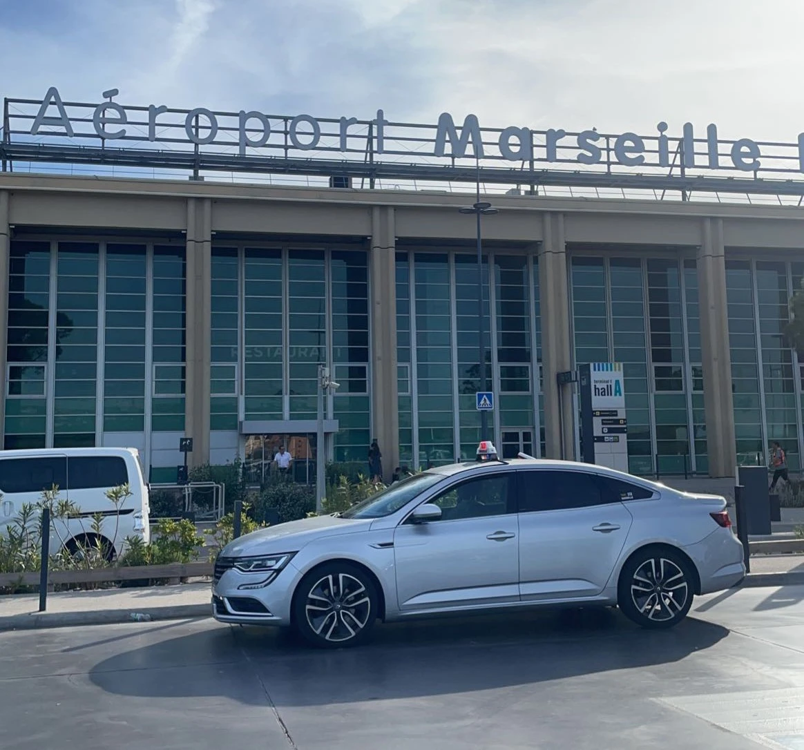 Taxi Renault Talisman Marseille